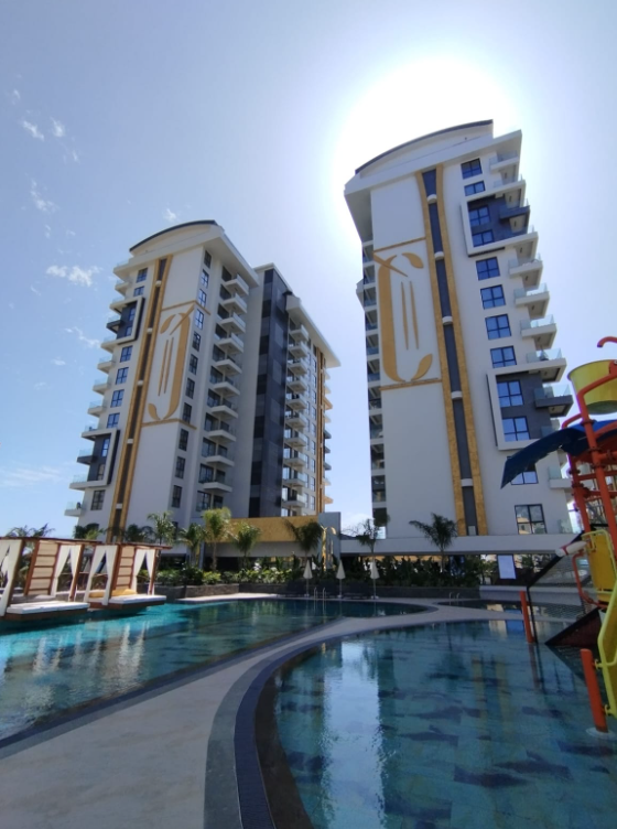 Элитная квартира 2+1 с прямым видом на море в комплексе Cebeci Towers, Махмутлар