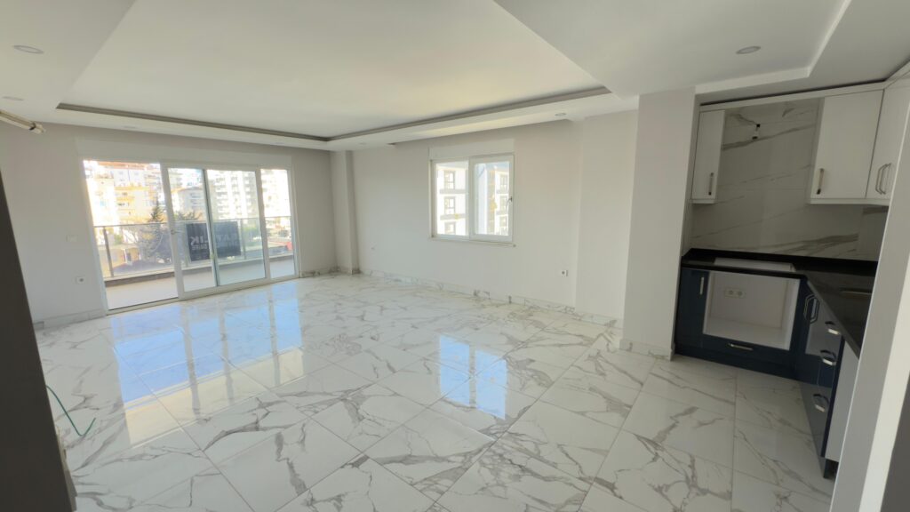 Продается дуплекс 3+1 в жилом комплексе LETO 2 RESIDENCE в районе Махмутлар, Аланья.