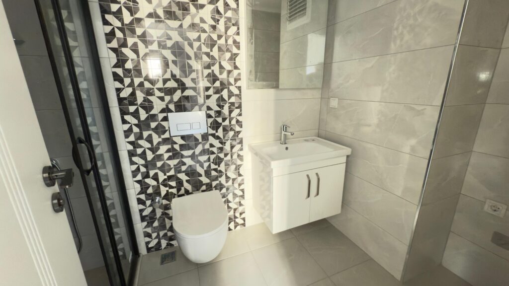 Продается дуплекс 3+1 в жилом комплексе LETO 2 RESIDENCE в районе Махмутлар, Аланья.
