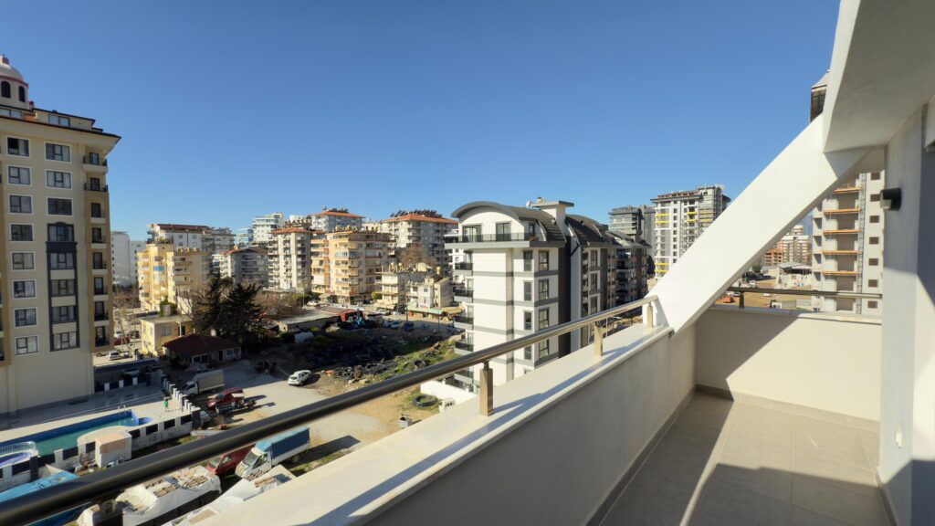 Продается дуплекс 3+1 в жилом комплексе LETO 2 RESIDENCE в районе Махмутлар, Аланья.