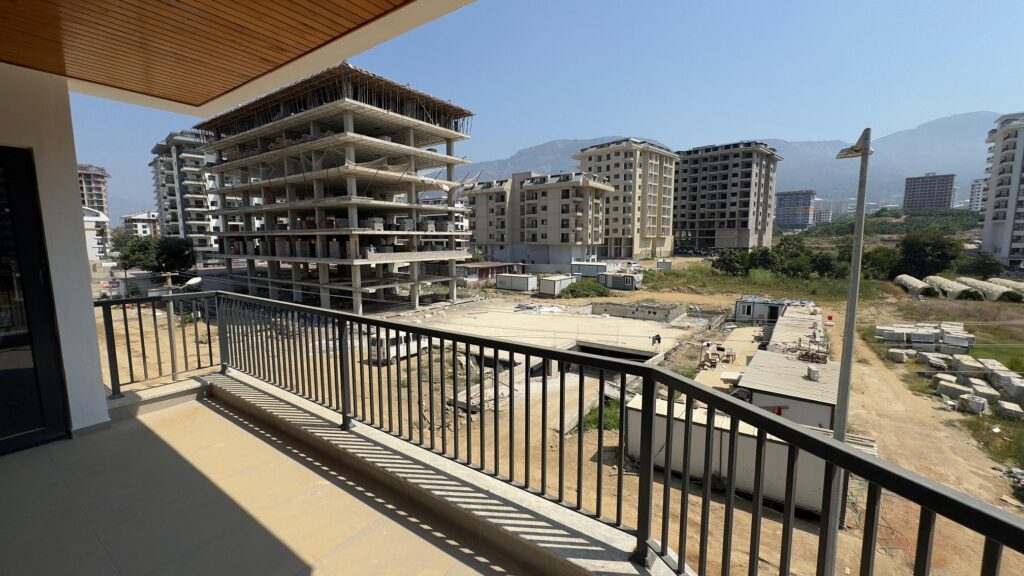 Продается просторная квартира 2+1 в элитном комплексе YAZAR  RESIDENCE, расположенном в живописном районе Каргыджак, Аланья