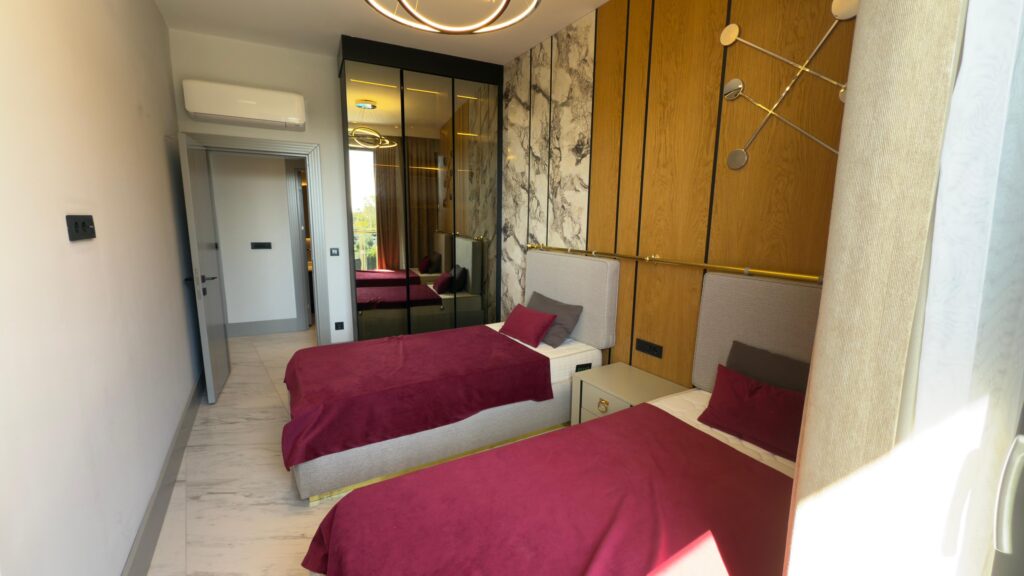 VIA MAR N16/A 2+1 ESYALI 302.000€