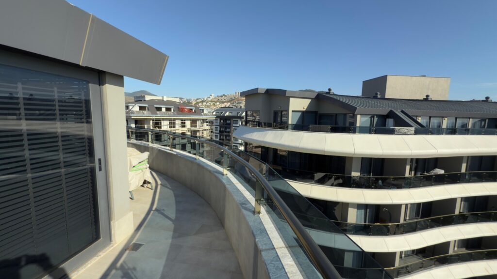 VIA MAR N51-52A 3+1 785.000€