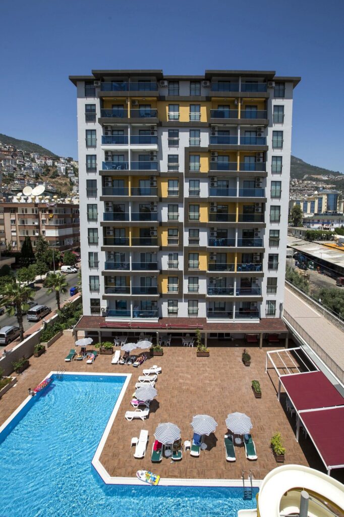 GRANADA 2+1 DUBLEX ESYALI 182.000€