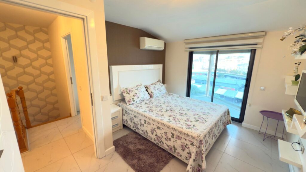 GRANADA 2+1 DUBLEX ESYALI 182.000€