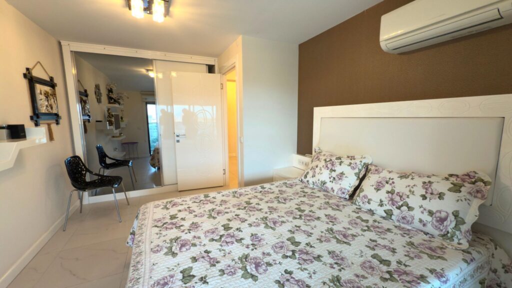 GRANADA 2+1 DUBLEX ESYALI 182.000€