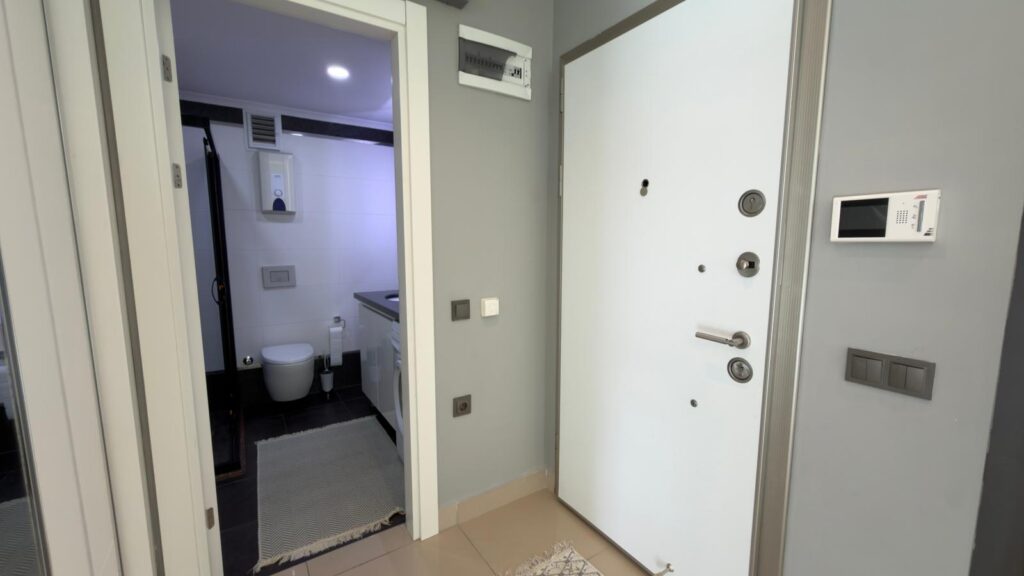 KONAK SEA SİDE 1+1 ESEALI 160.000€