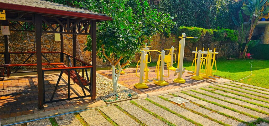 KONAK SEA SİDE 1+1 ESEALI 160.000€