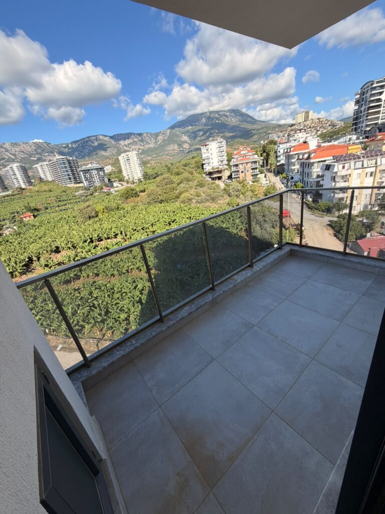 Угловая квартира 1+1, 60 м² в Yenisey Towers, Махмутлар