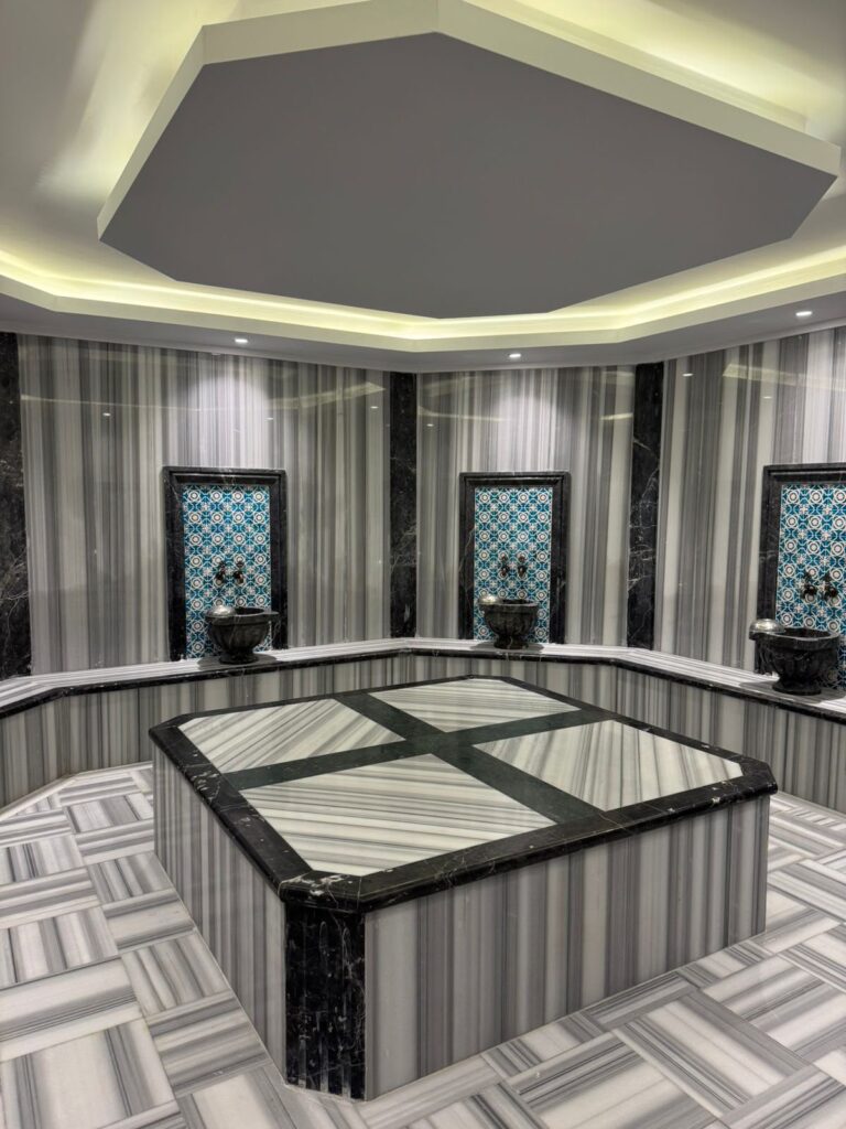 Угловая квартира 1+1, 60 м² в Yenisey Towers, Махмутлар